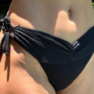 Biquíni Cortininha Butterfly com Cintura Alta e Cordão Carmel Preto